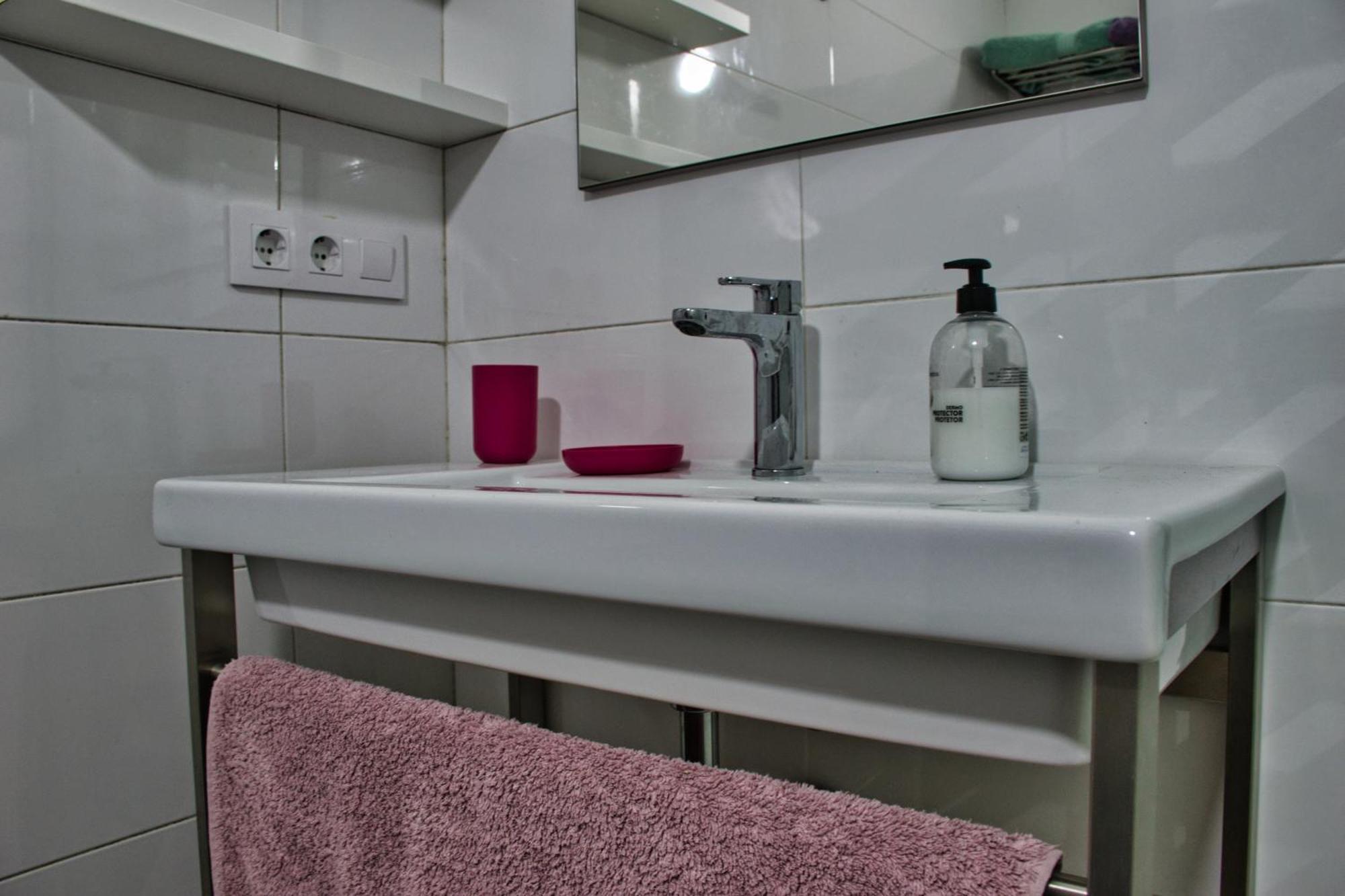Covadonga 9 Apartments - Triana Σεβίλλη Δωμάτιο φωτογραφία